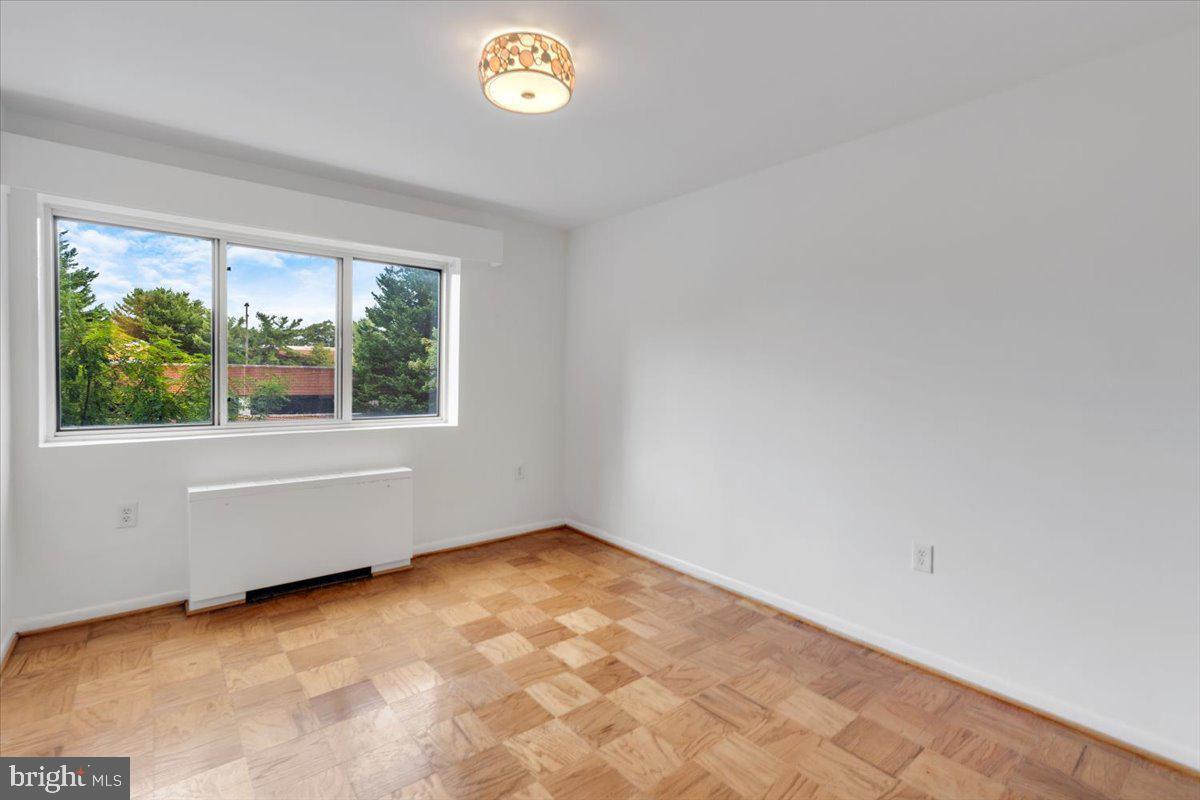 200 North Maple Avenue, Unit 416 Falls Church, VA 22046 - Photo 20 of 35