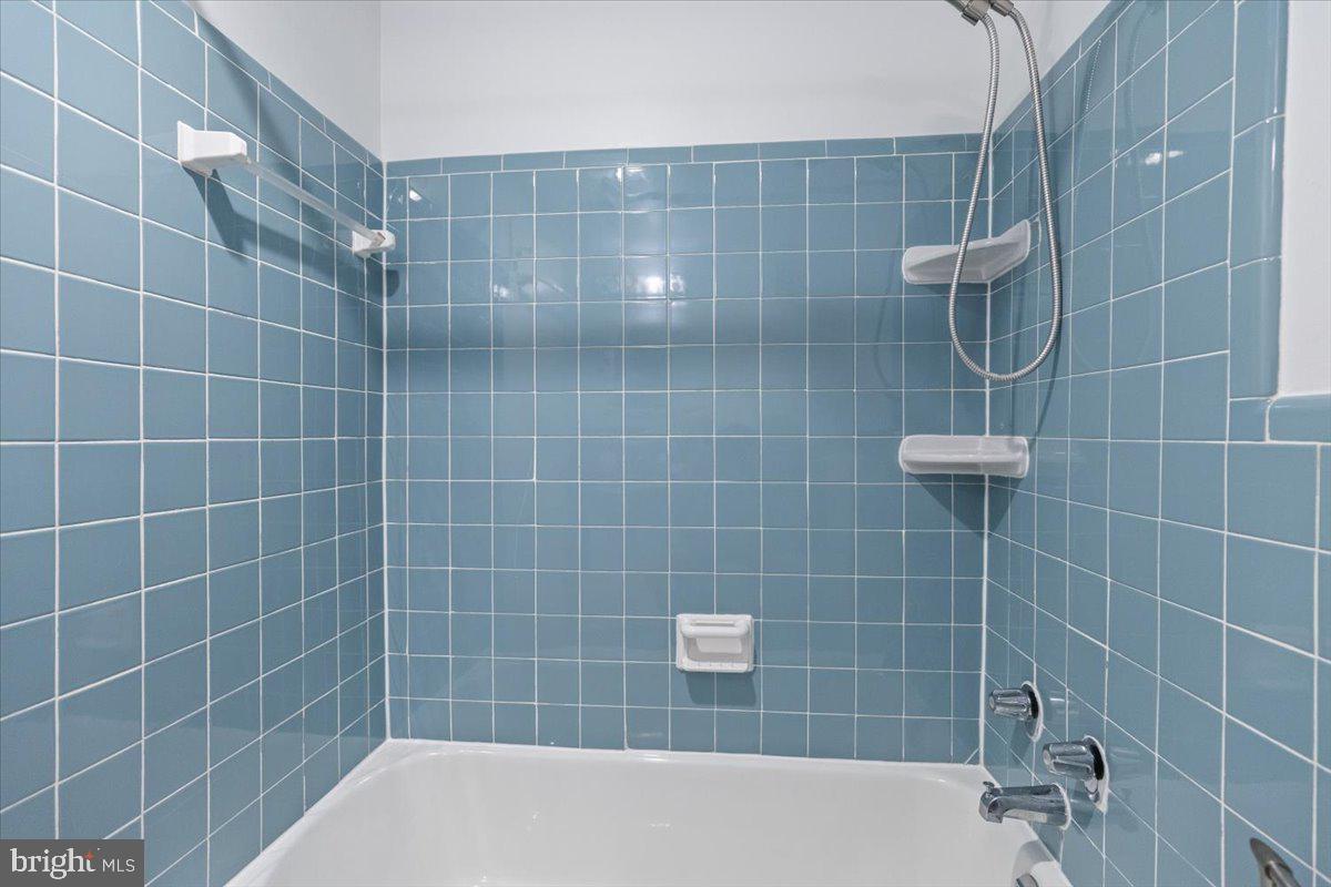 200 North Maple Avenue, Unit 416 Falls Church, VA 22046 - Photo 24 of 35