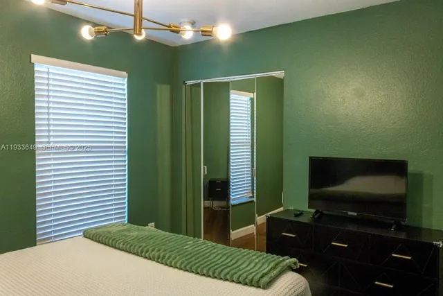 $2,999 | 765 Northwest 77th Street, Miami, FL 33150