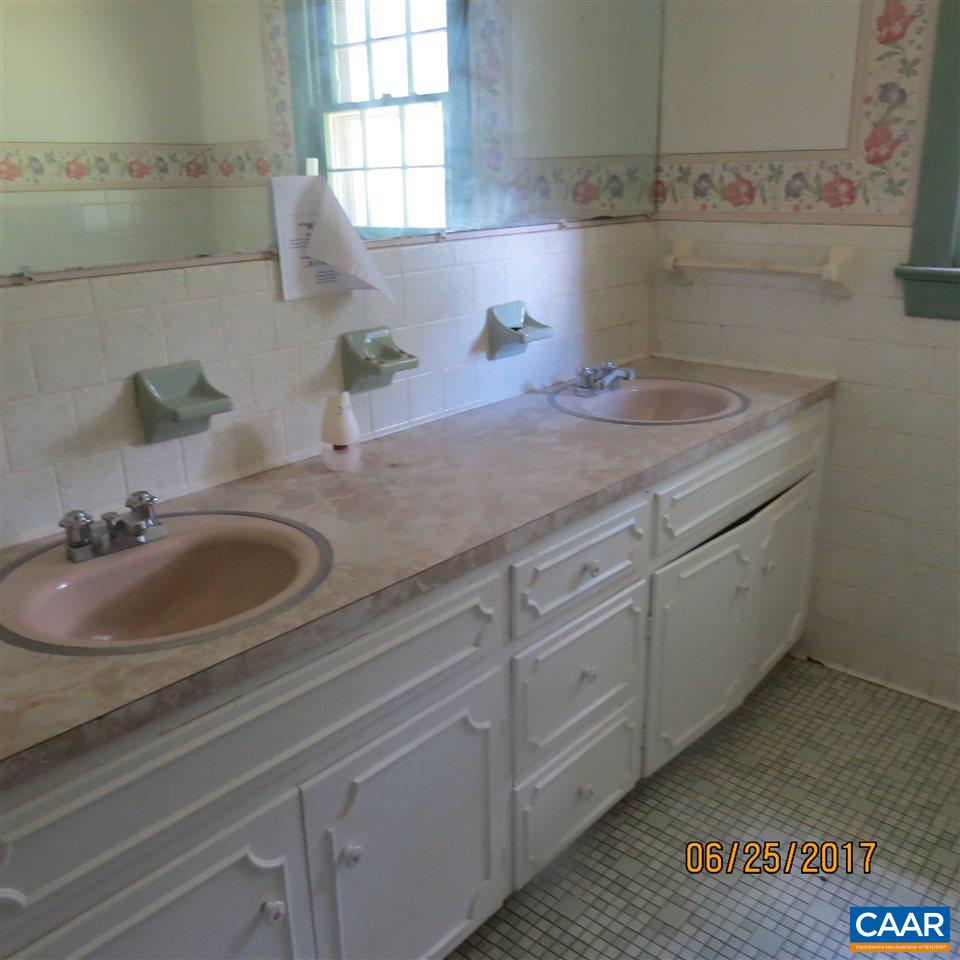 1682 Madison Road Stanardsville, VA 22973 - Photo 9 of 15 Gallery Image 9