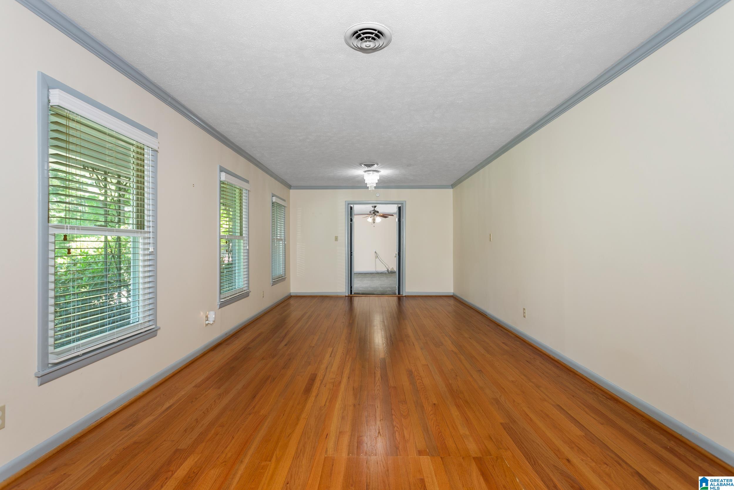 605 Crestview Road Anniston, AL 36207 - Photo 6 of 44