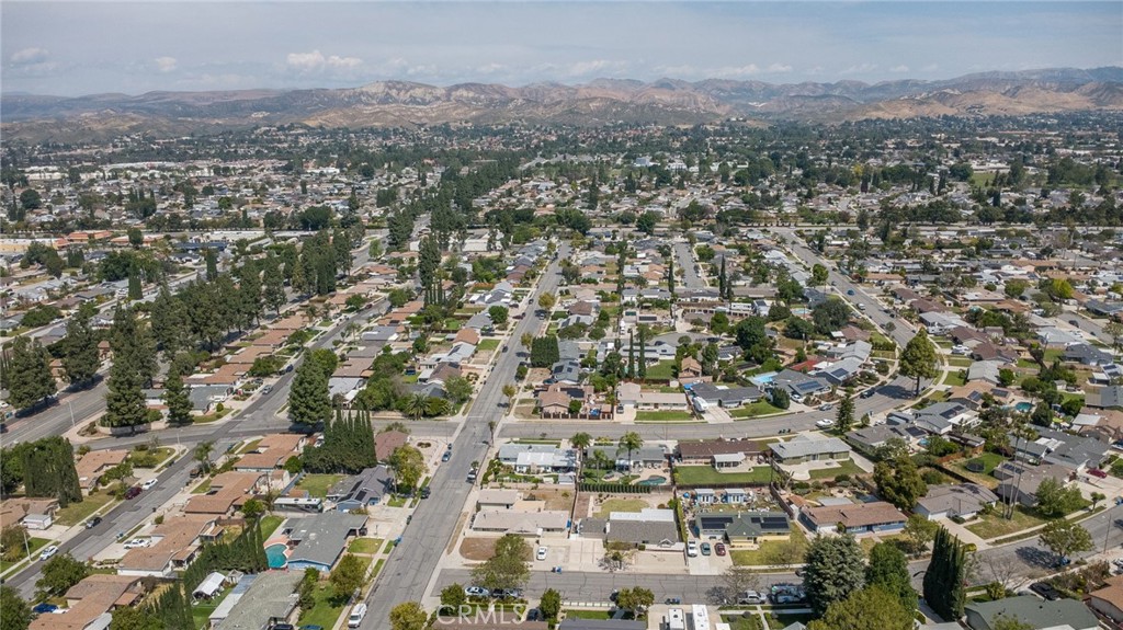 1607 Blackwall Drive Simi Valley, CA 93063 - Photo 45 of 47 an aerial view of residential houses with city view