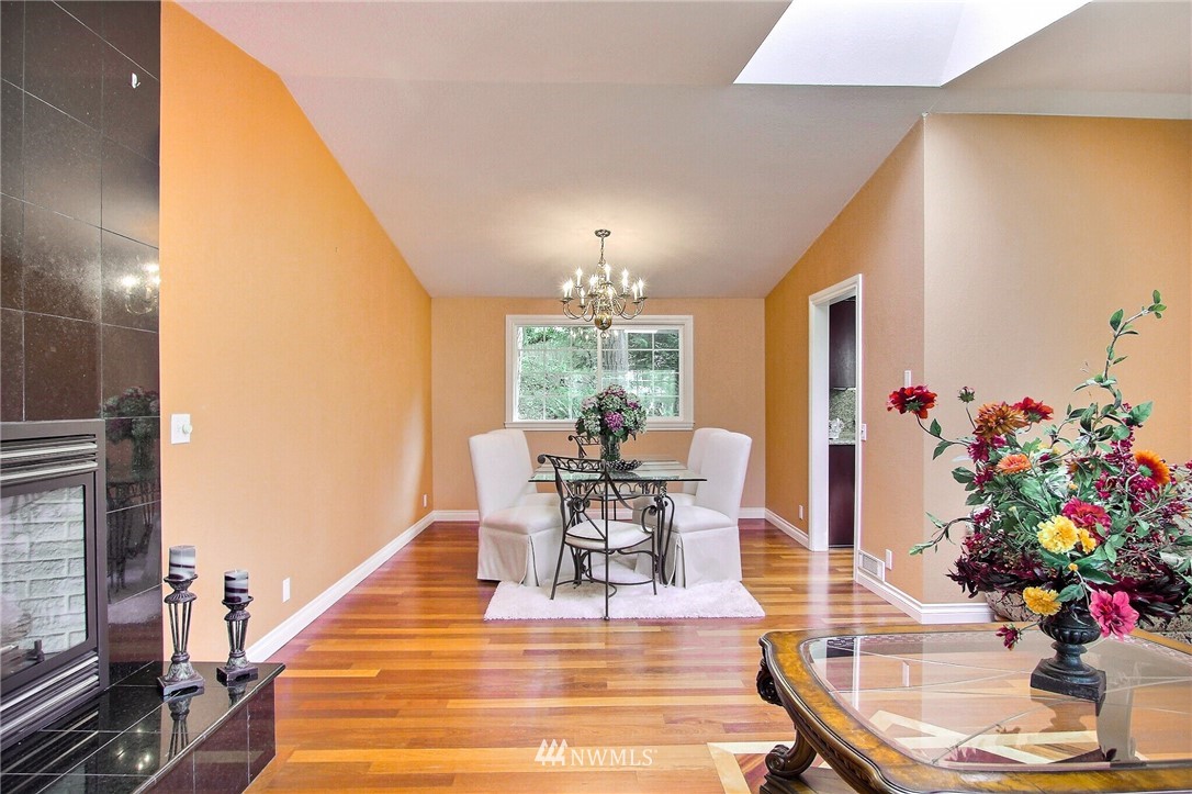 930 218th Place Southeast Bothell, WA 98021 - Photo 12 of 37