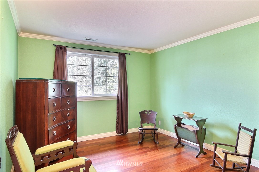 930 218th Place Southeast Bothell, WA 98021 - Photo 25 of 37