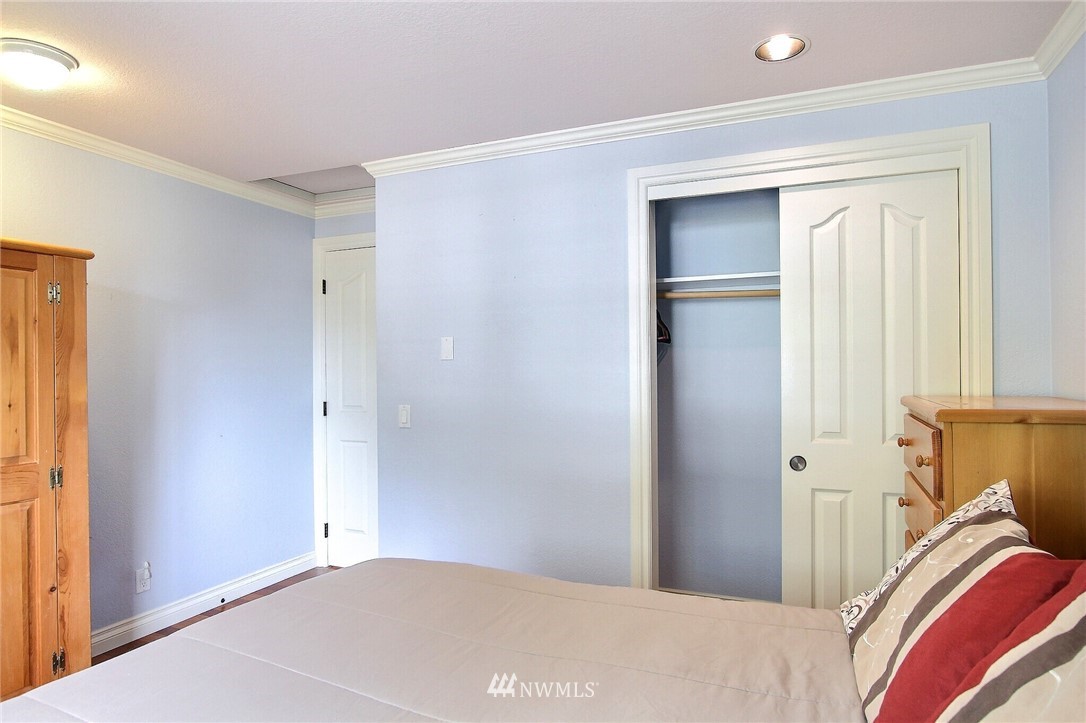 930 218th Place Southeast Bothell, WA 98021 - Photo 28 of 37