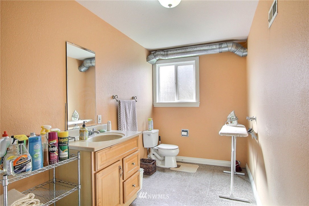 930 218th Place Southeast Bothell, WA 98021 - Photo 29 of 37