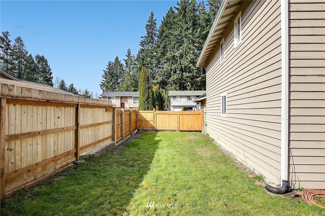 930 218th Place Southeast Bothell, WA 98021 - Photo 35 of 37