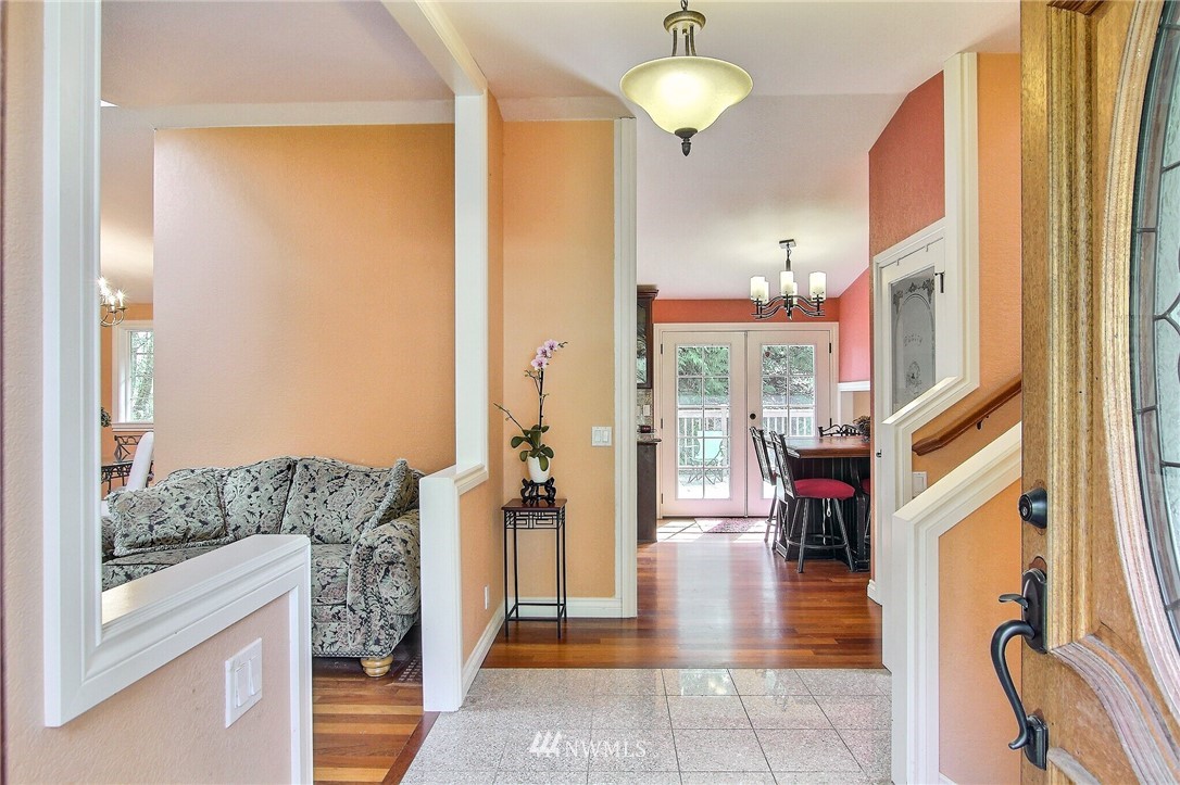 930 218th Place Southeast Bothell, WA 98021 - Photo 6 of 37