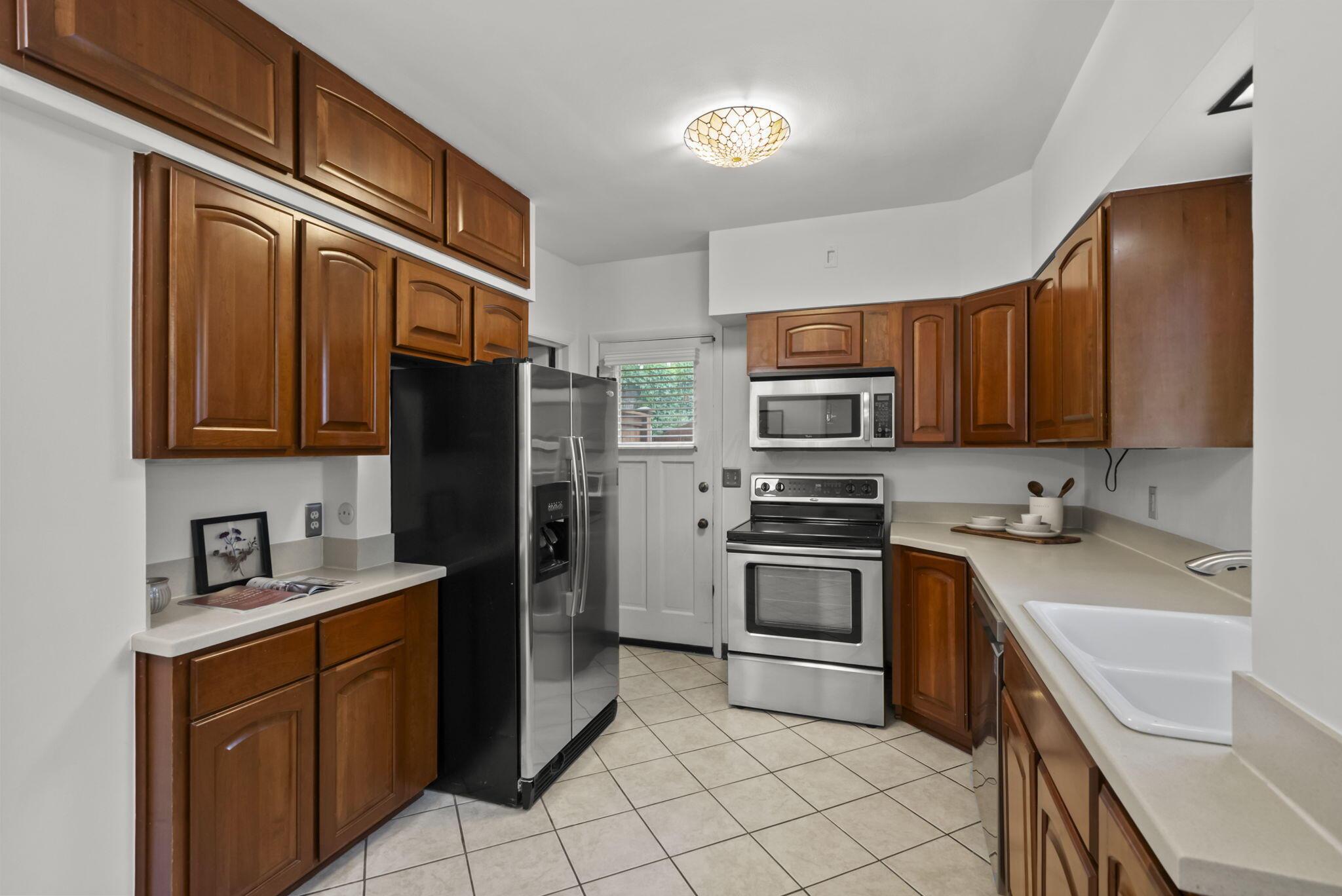 1872 Stanford Road Columbus, OH 43212 - Photo 37 of 107