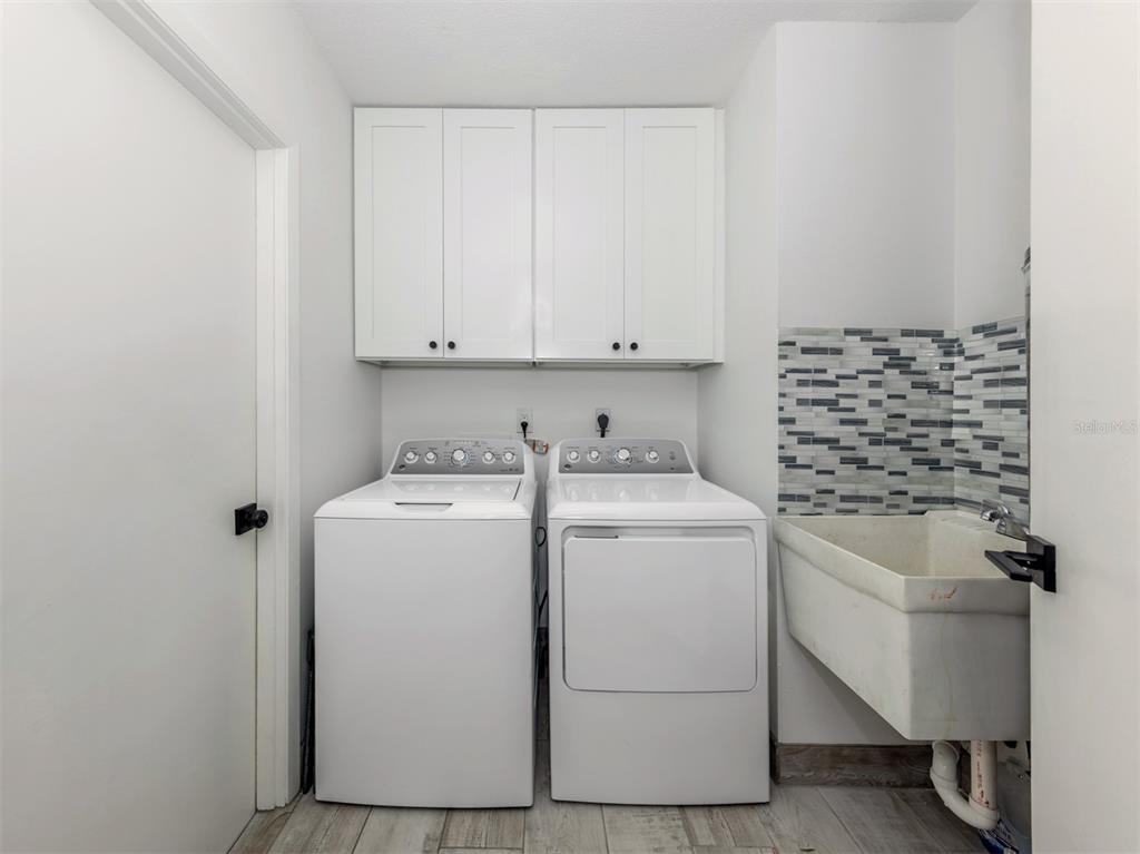 1232 Pine Needle Road Venice, FL 34285 - Photo 35 of 91