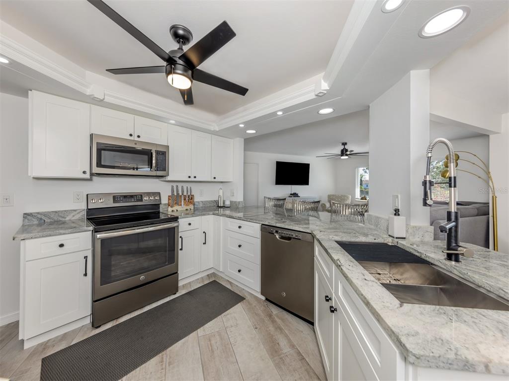 1232 Pine Needle Road Venice, FL 34285 - Photo 5 of 91