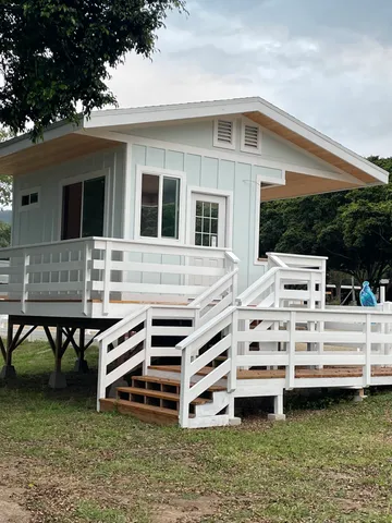 $5,950,000 | 41-569 Makakalo Street, Waimanalo, HI 96795