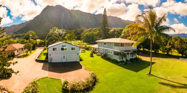 $5,950,000 | 41-569 Makakalo Street, Waimanalo, HI 96795