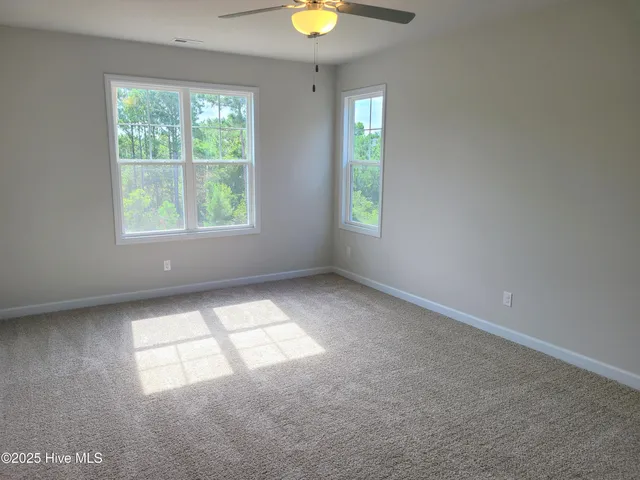 $1,750 | 262 Currituck Drive, Holly Ridge, NC 28445