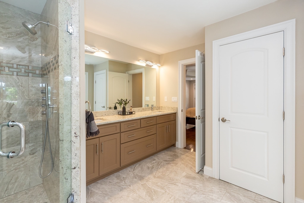 14 Sarah Street Burlington, MA 01803 - Photo 22 of 42