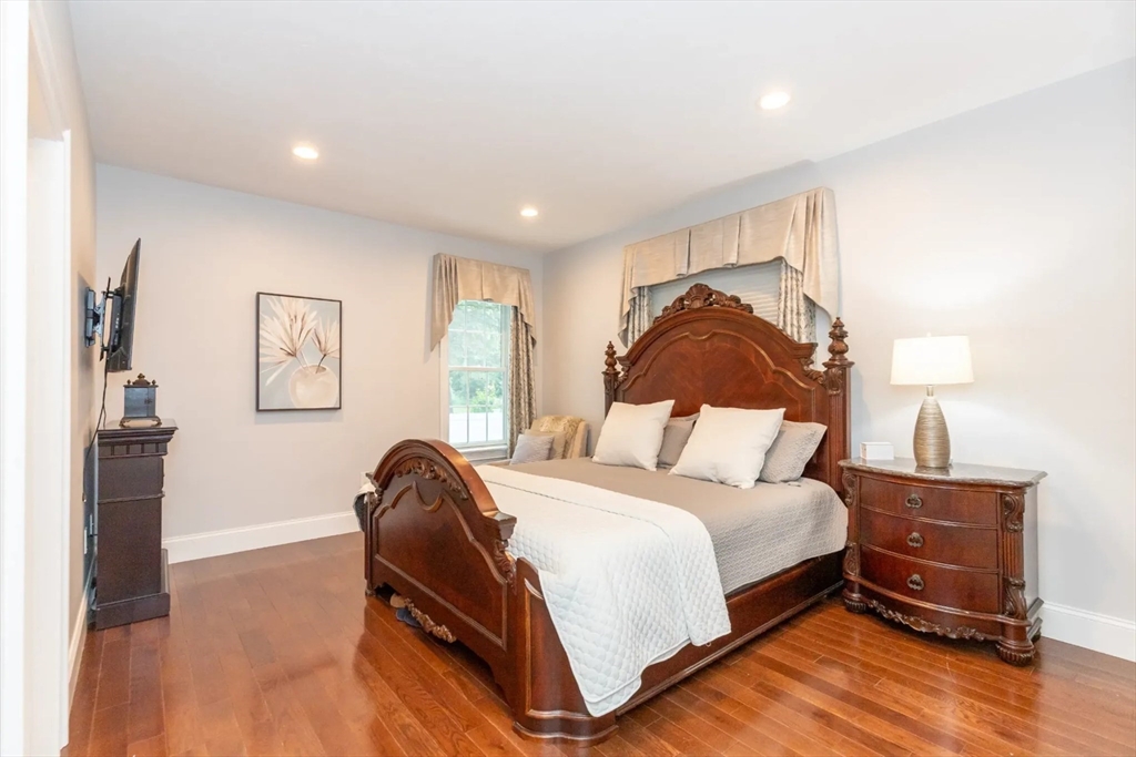 14 Sarah Street Burlington, MA 01803 - Photo 24 of 42