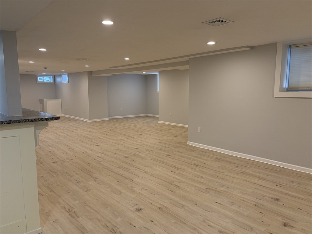 14 Sarah Street Burlington, MA 01803 - Photo 33 of 42