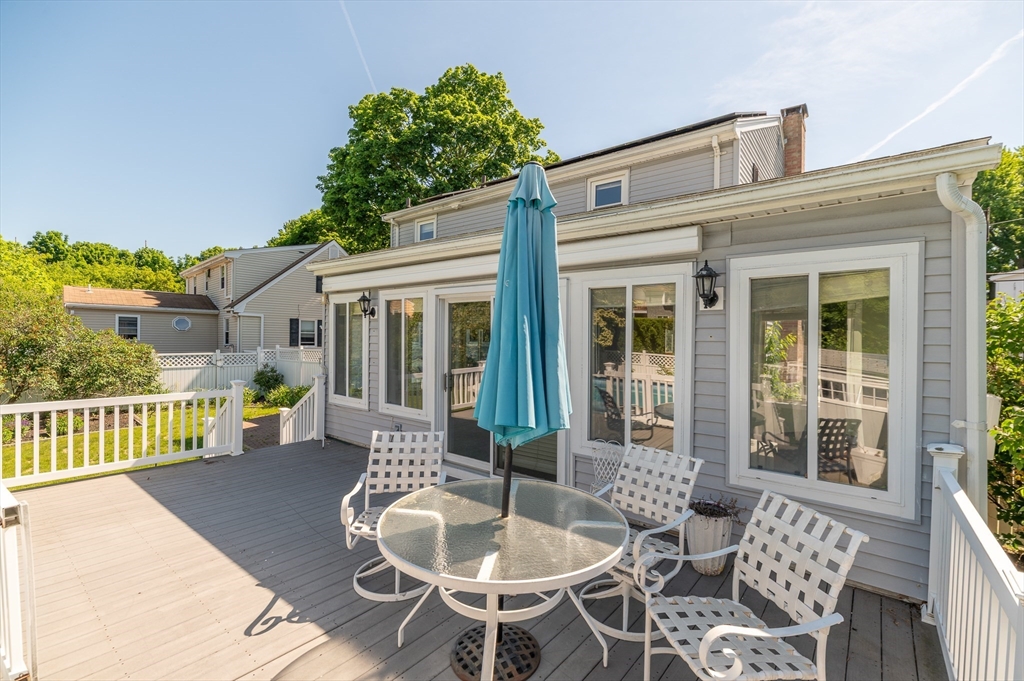 16 Laurent Road Salem, MA 01970 - Photo 4 of 34