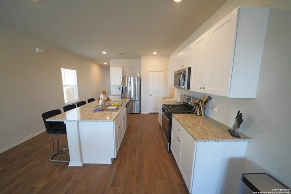 $2,300 | 6611 Copper King Street, San Antonio, TX 78252