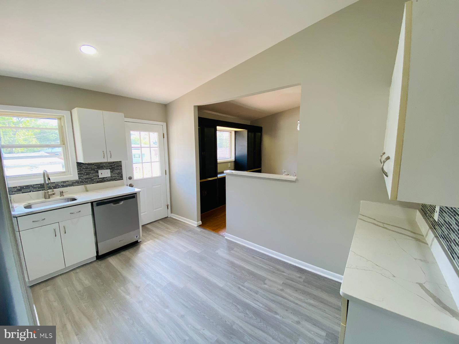 3701 Byron Road Baltimore, MD 21244 - Photo 5 of 20