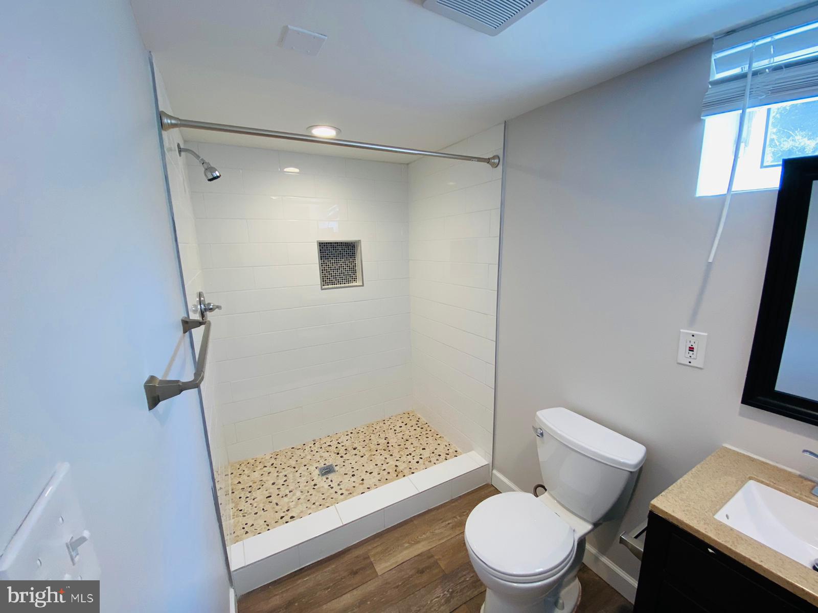 3701 Byron Road Baltimore, MD 21244 - Photo 9 of 20