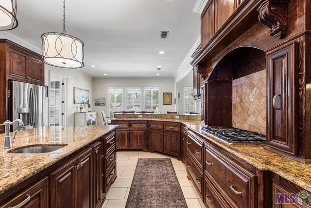 $699,000 | 3126 Laurel Plantation Avenue, Baton Rouge, LA 70820