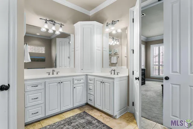 $699,000 | 3126 Laurel Plantation Avenue, Baton Rouge, LA 70820