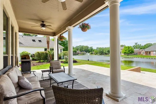 $699,000 | 3126 Laurel Plantation Avenue, Baton Rouge, LA 70820