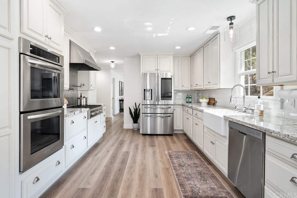 1130 Merry Hill Road Paso Robles, CA 93446 - Photo 7 of 48 Beautifully remodeled kitchen