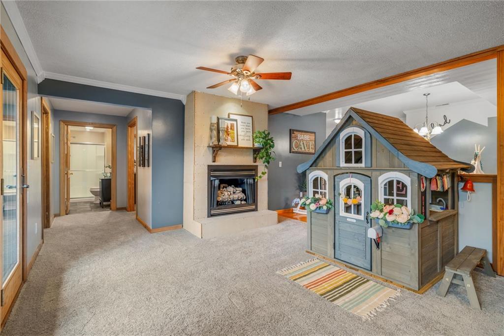 764 Old Millcreek Road Hookstown, PA 15050 - Photo 31 of 48 a view of a livingroom with a ceiling fan