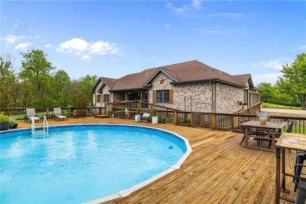$625,000 | 764 Old Millcreek Road, Hookstown, PA 15050