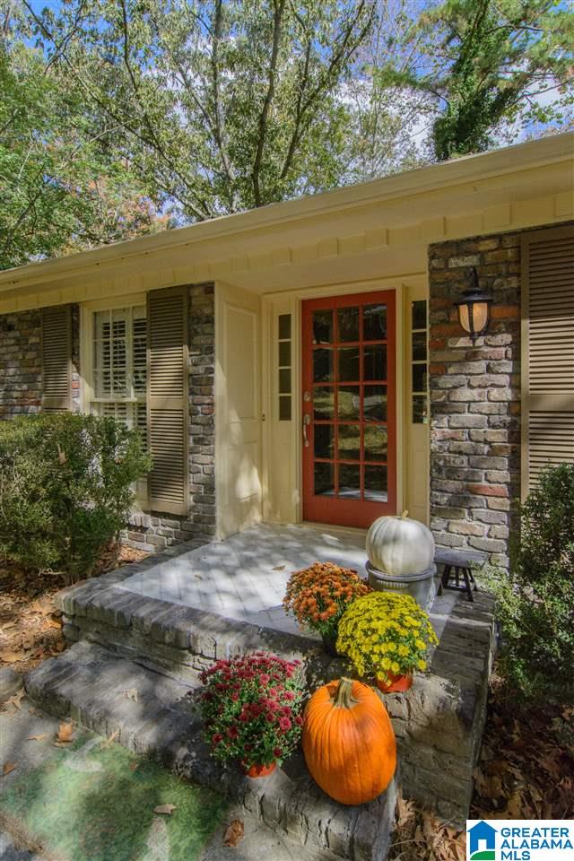 3733 Forest Run Road Birmingham, AL 35223 - Photo 5 of 47