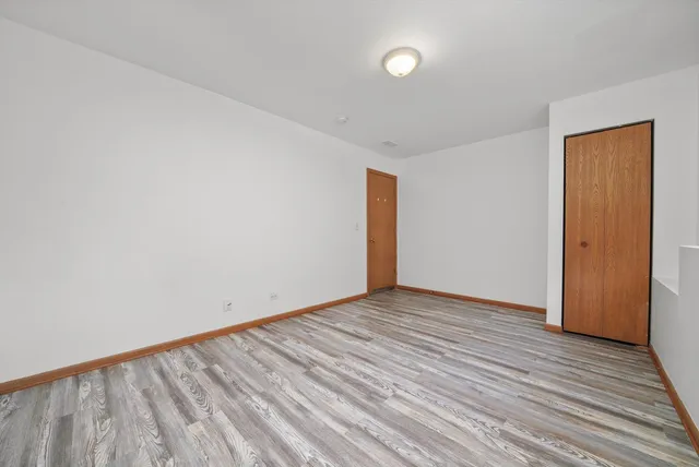 $299,999 | 26183 West Wooster Lake Avenue, Ingleside, IL 60041