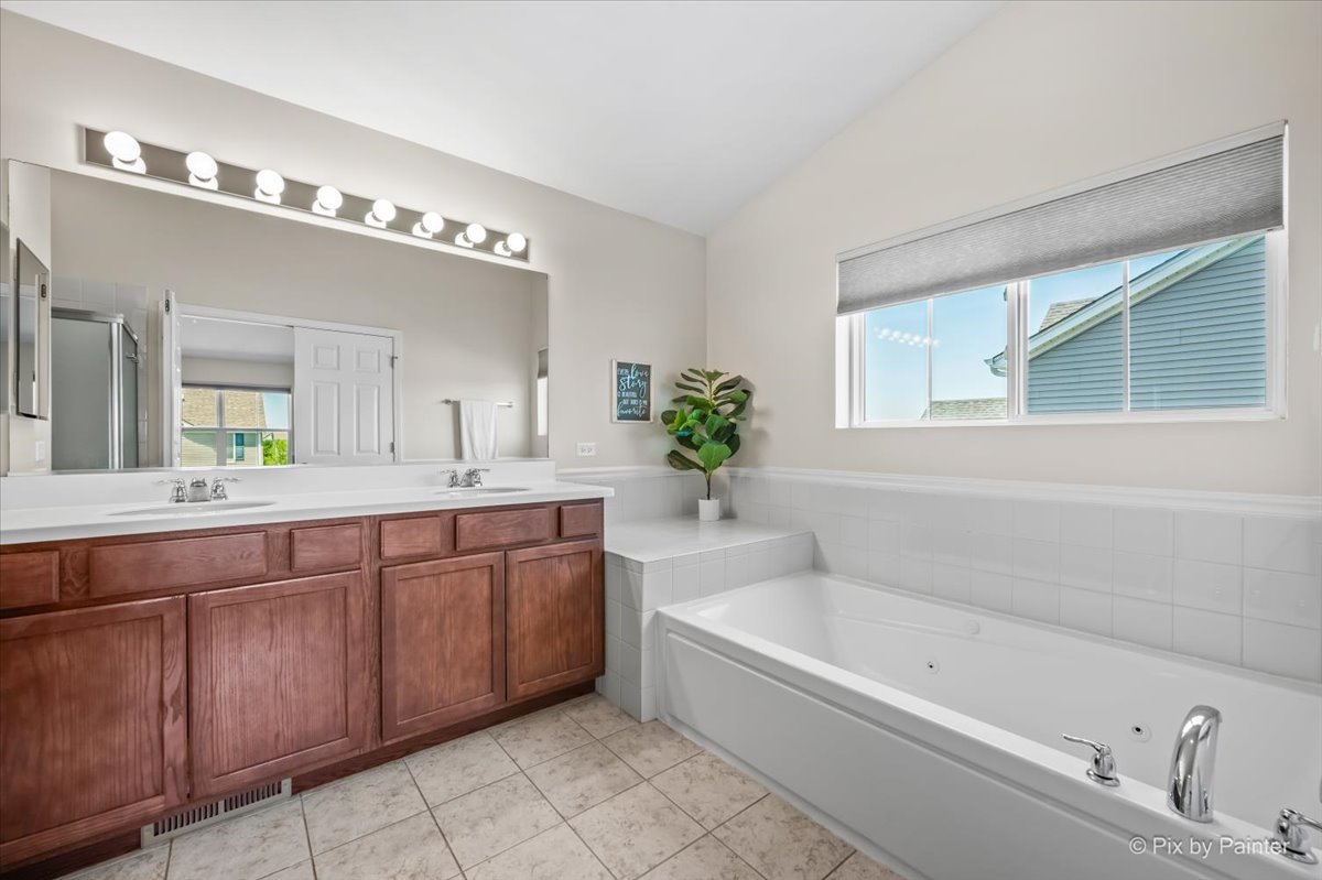 12266 Butler Lane Huntley, IL 60142 - Photo 14 of 38