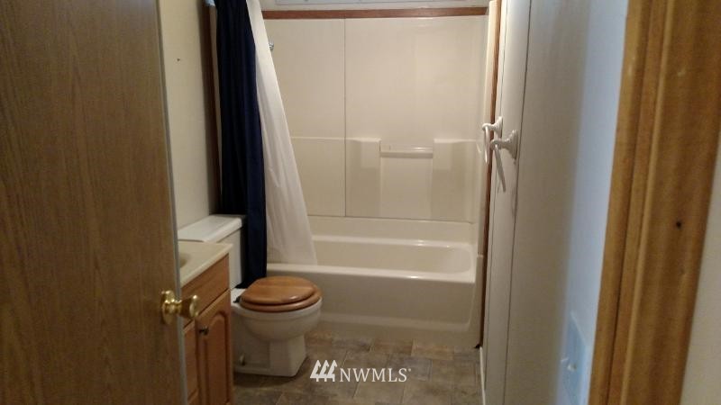 16620 Jordan Street Southwest Rochester, WA 98579 - Photo 14 of 15