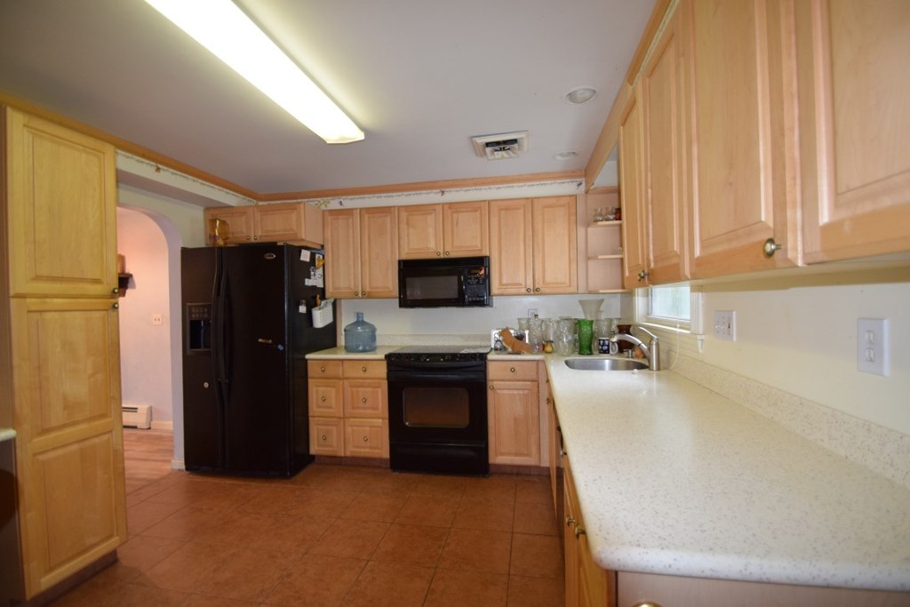 30 Althea Road Randolph, MA 02368 - Photo 3 of 21 Gallery Image 3