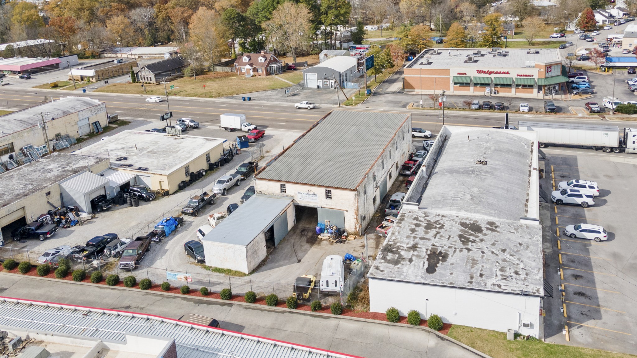 803 McArthur Street Manchester, TN 37355 - Photo 24 of 31 an aerial view of residential houses