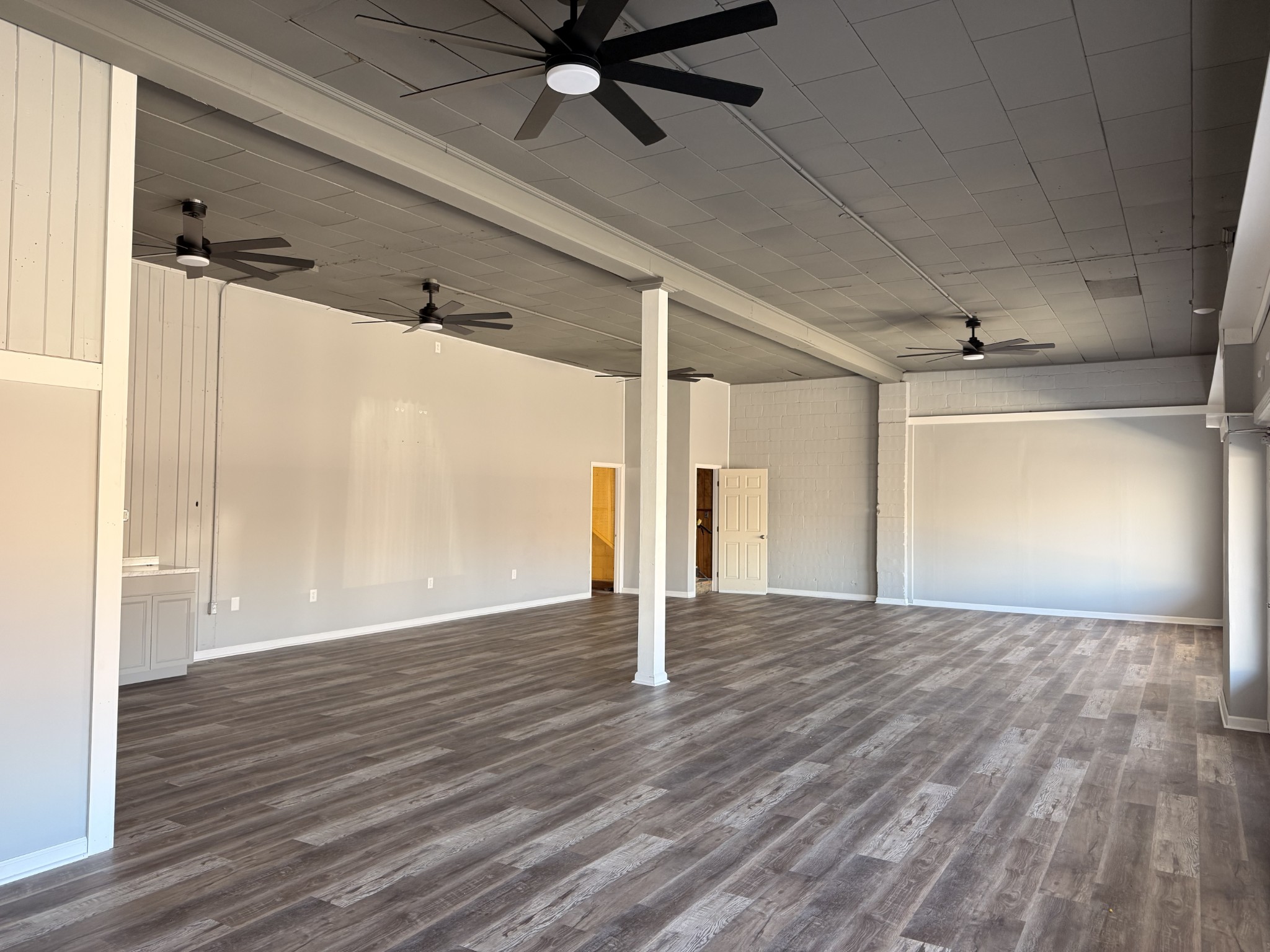 803 McArthur Street Manchester, TN 37355 - Photo 31 of 31 a view of empty room with wooden floor