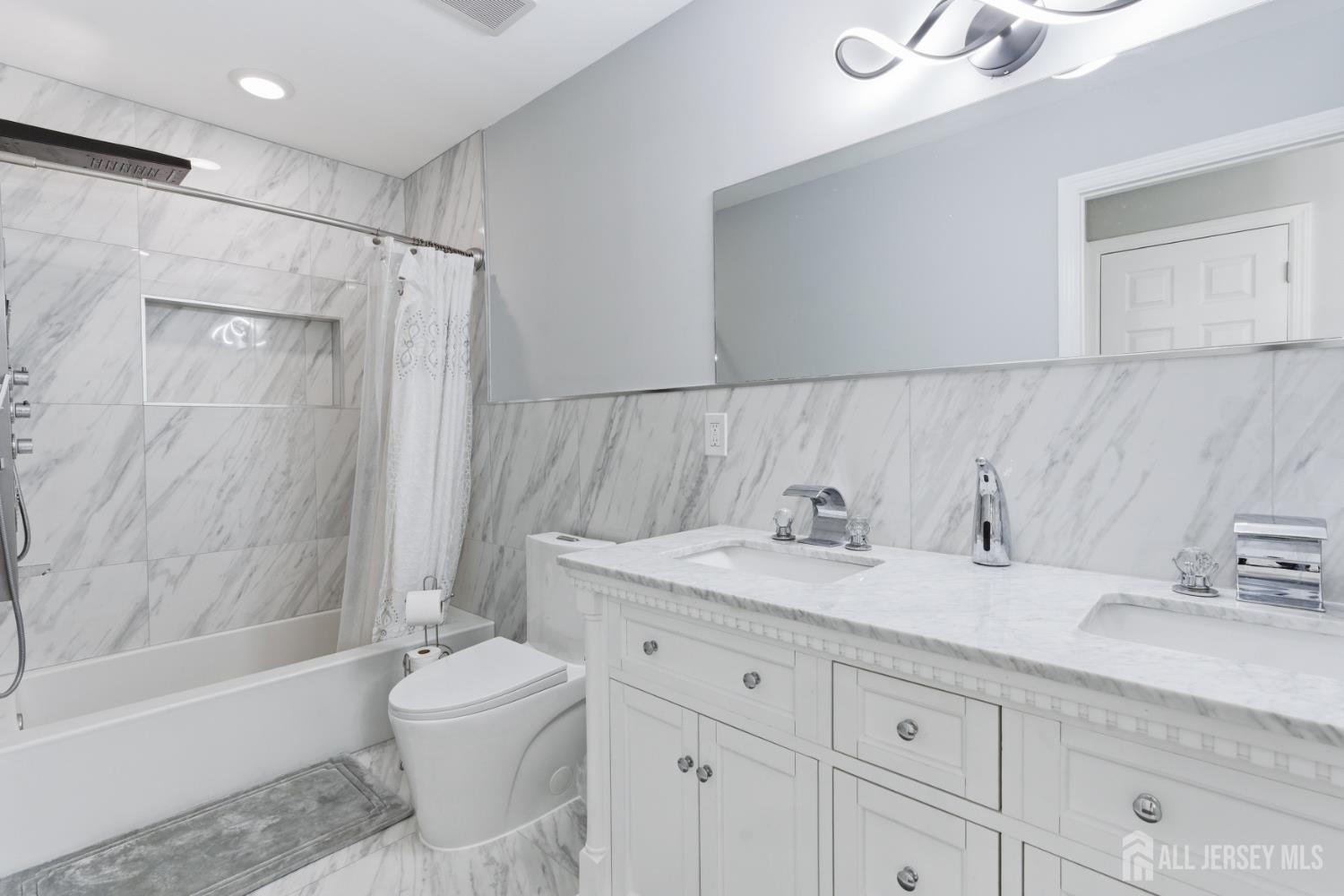 6 Whitewood Road Edison, NJ 08820 - Photo 22 of 37