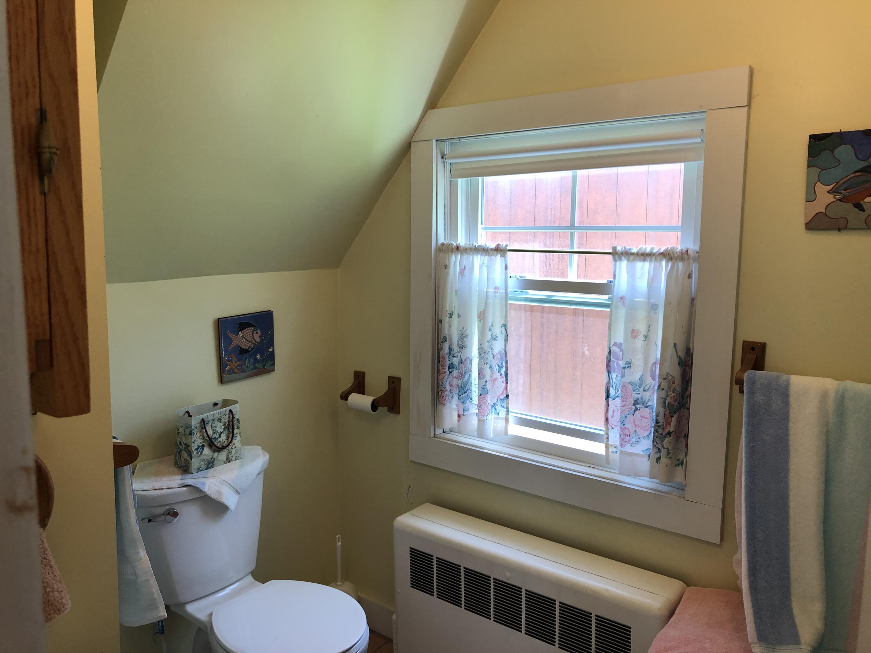 643 Corea Road Gouldsboro, ME 04607 - Photo 15 of 25 Bath