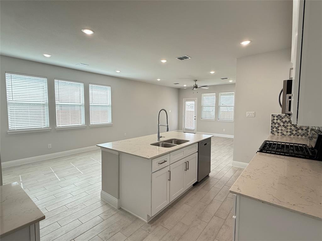 1308 Middlebrook Drive Forney, TX 75126 - Photo 6 of 20