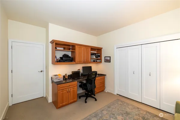$690,000 | 320 Washington Avenue, Unit 602, Bremerton, WA 98337