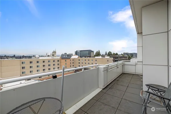 $690,000 | 320 Washington Avenue, Unit 602, Bremerton, WA 98337