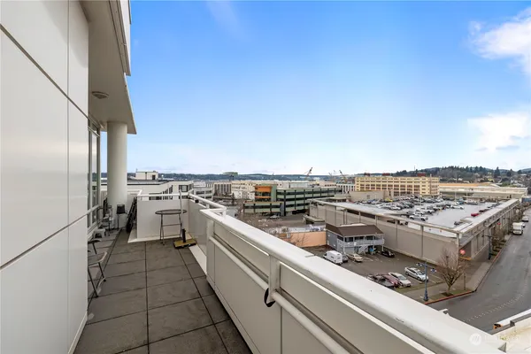 $690,000 | 320 Washington Avenue, Unit 602, Bremerton, WA 98337