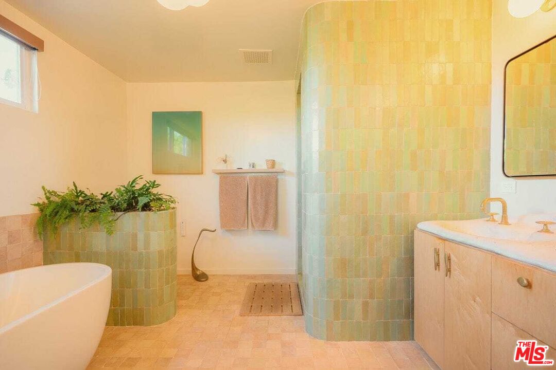29500 Heathercliff Road, Unit 288 Malibu, CA 90265 - Photo 9 of 13