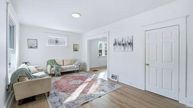 $144,995 | 1307 West Wildwood Avenue, Fort Wayne, IN 46807