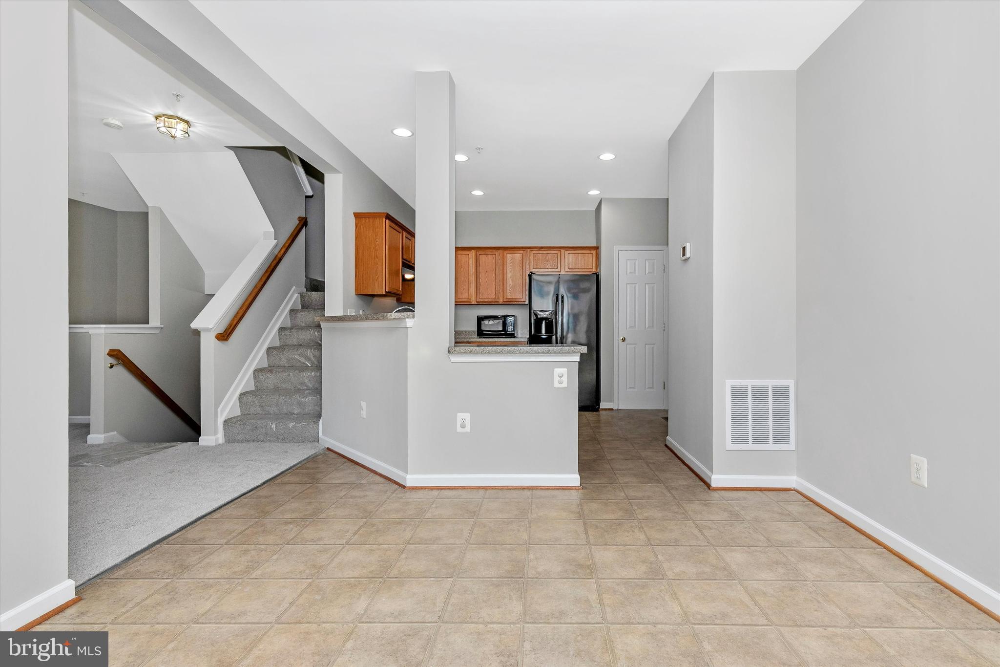 7125 Silverleaf Oak Road, Unit 219 Elkridge, MD 21075 - Photo 15 of 49 Gallery Image 15