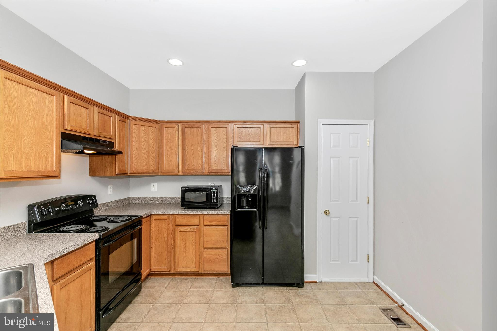 7125 Silverleaf Oak Road, Unit 219 Elkridge, MD 21075 - Photo 18 of 49 Gallery Image 18