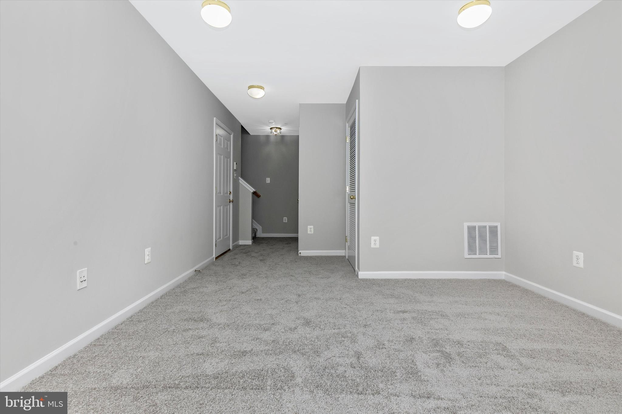 7125 Silverleaf Oak Road, Unit 219 Elkridge, MD 21075 - Photo 36 of 49 Gallery Image 36