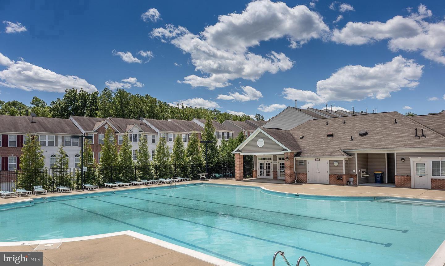 7125 Silverleaf Oak Road, Unit 219 Elkridge, MD 21075 - Photo 49 of 49 Community Pool and Clubhouse